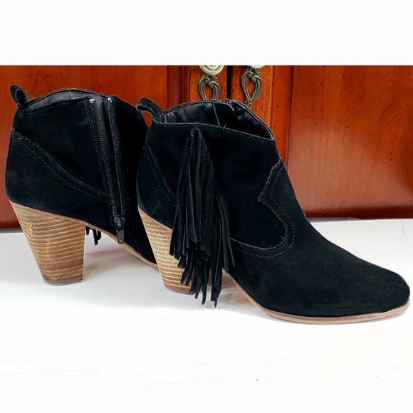Steve Madden Ponncho Black Suede Fringe Ankle Boots Pre-owned great condition 👀 - Picture 2 of 8